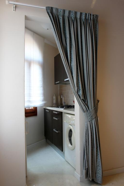 Sarai Apartments Венеция Экстерьер фото